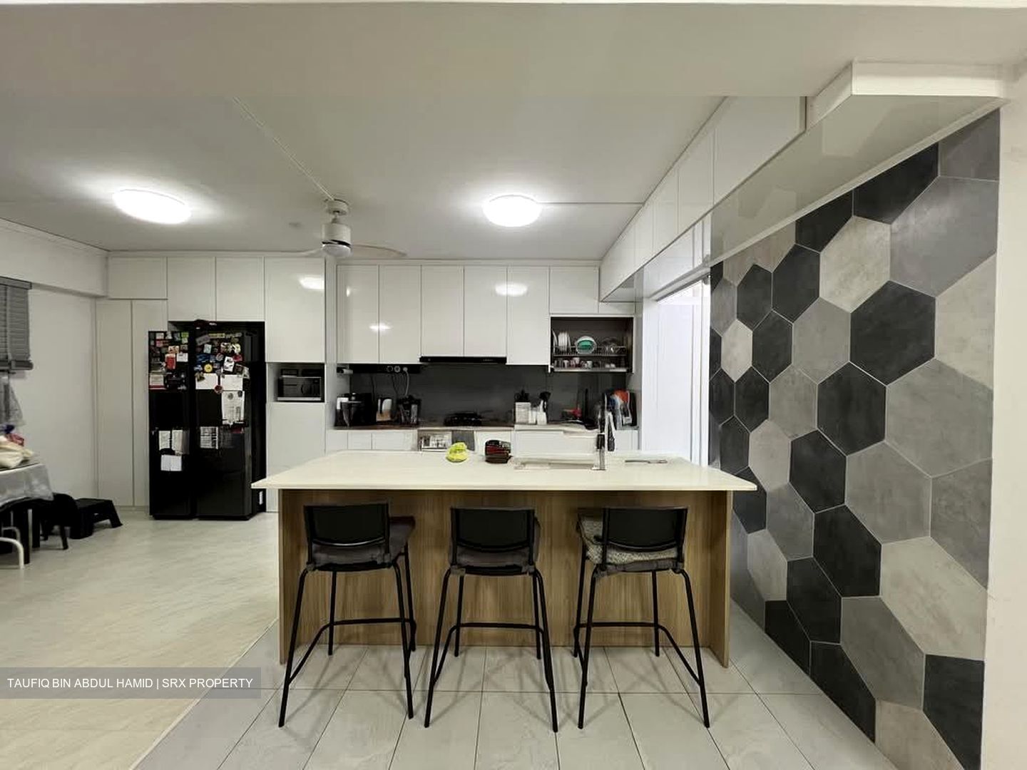 Blk 288C Jurong East Street 21 (Jurong East), HDB Executive #583013351